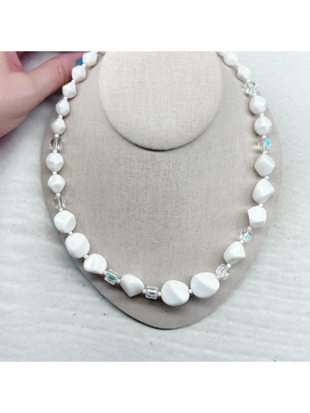806mc. White Aurora Borealis Necklace